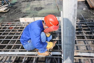 迎峰度夏 一把刷子 一個鐵鉤——精品工程這樣造